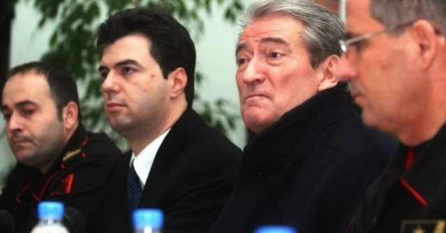 Pak ditë pas dëshmisë së Bashës, SPAK i dërgon fletëthirrje Berishës për “21 Janarin”: Të premten…
