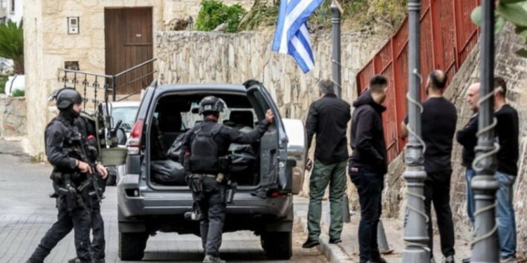 Përplasja me 2 të vdekur dhe 6 të plagosur, “FBI” greke zbarkon në ishullin e Kretës