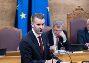 Politikat e BE-së/ Mali i Zi paralajmëron ashpërsimin e regjimit të vizave për shtetasit rusë