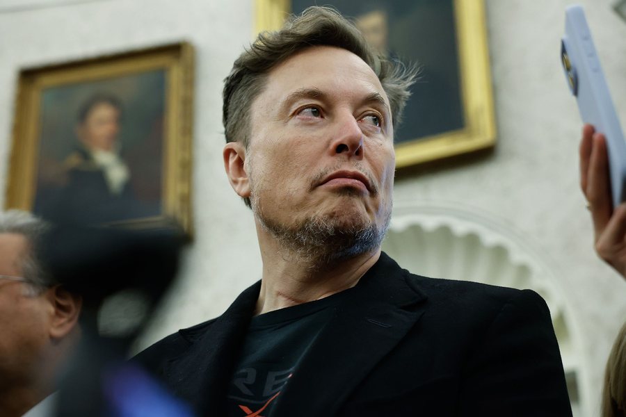 Elon Musk bëhet personi i parë në histori me pasuri 500 miliardë dollarë