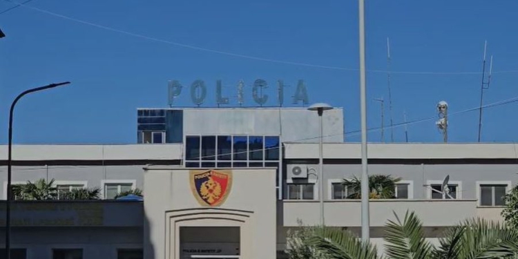 Çudia e plagosjes në Vlorë, autori u fut për të shuar sherrin, u dhunua, më pas mori hak