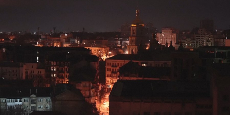 Dronët e Putinit në Moldavi dhe Rumani, Rusia me sulm masiv në Ukrainë, viktima dhe shpërthime në Kiev