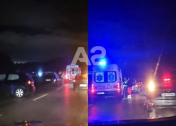 Aksident i rëndë në autostradën Tiranë-Elbasan, përplasen 8 makina në dalje të tunelit. Tre prej tyre përfundojnë mbi njëra-tjetrën