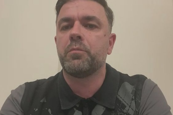 Gaz Bardhi nxori foton, avokati i Berberit: Do ndjekim hapat ligjorë! SPAK ndërhyri te celularët, ka nxjerr edhe video familjare të..