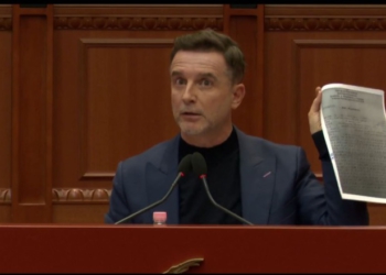 Tatimet rreth 10 mln lekë gjobë për 15 kg gjizë, Braçe denoncon me dokumente: Mbaje dorën or trim! Po lëmë nam!