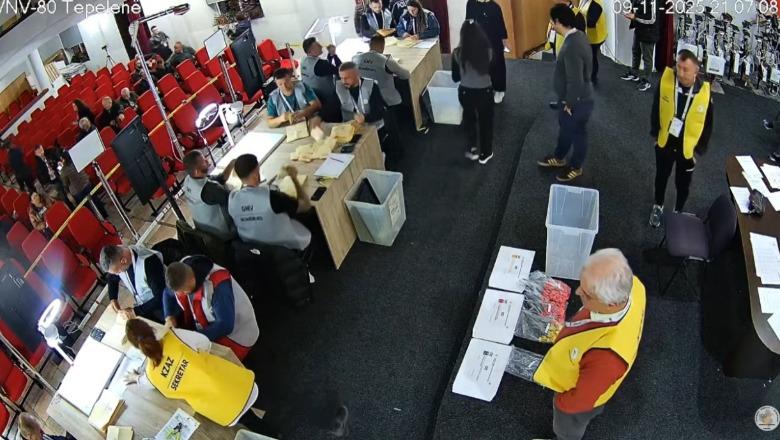 Zgjedhjet e pjesshme, hapen kutitë e para në Tepelenë dhe Berat! Ja kush kryeson, procesi nis edhe në Cërrik e Vlorë