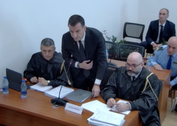 “Veliaj i pafajshëm, s’ka pse jep dorëheqjen, Kushtetuesja veproi e pavarur”
