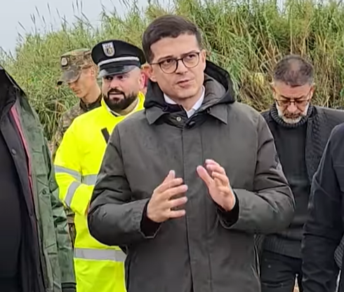 Vërshimet e Bistricës, ushtria zbret në terren, Vengu nga Saranda: Ndërhyrje emergjente në argjinaturë