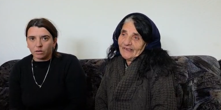 VIDEO-Burri i helmoi prindërit me valium dhe i grabiti/ Gruaja kërkon divorcin live në emision