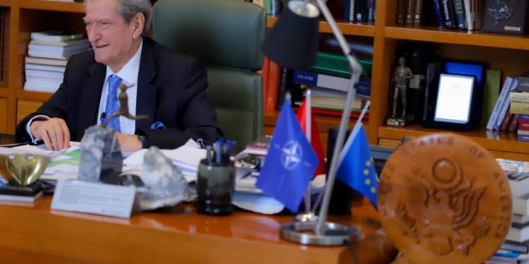 Komisioni për reformën zgjedhore, Berisha: Nëse e refuzojmë, humbasim aleatët ndërkombëtarë
