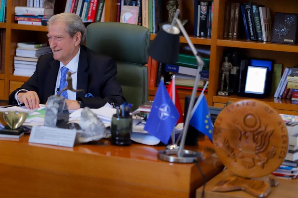 Komisioni për reformën zgjedhore, Berisha: Nëse e refuzojmë, humbasim aleatët ndërkombëtarë