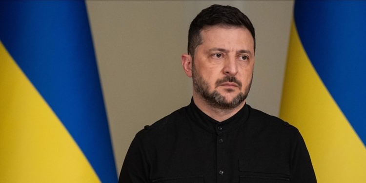 Zelensky bisedë telefonike me shefin e NATO-s: Ditë të rëndësishme po vijnë për Ukrainën