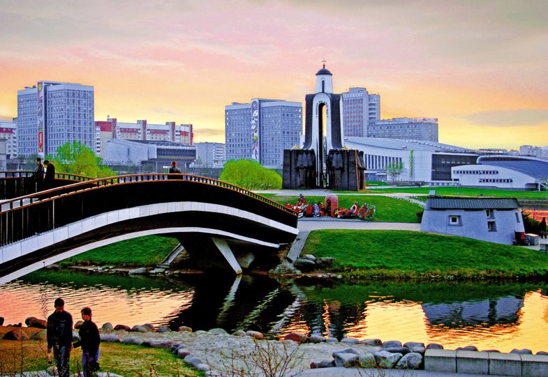 “Fronti Anti-Rusi”\Pas SHBA-së, Vatikanit dhe Polonisë, Sllovakia drejt Bjellorusisë