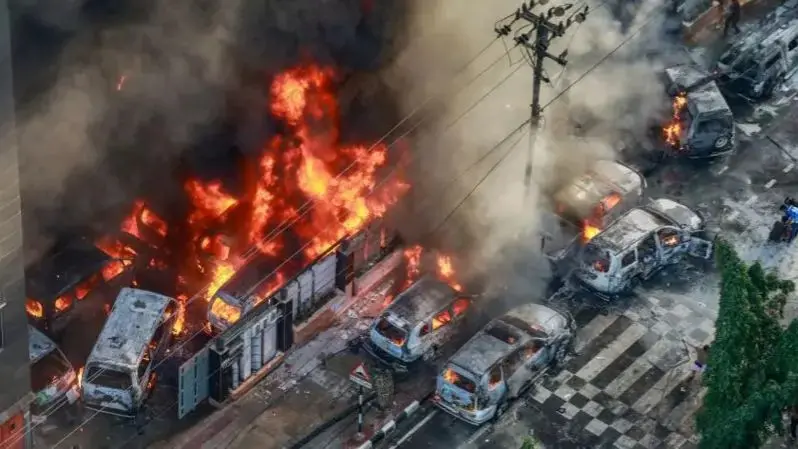 “21 Janari” i Bangladeshit, dënohet me vdekje ish-kryeministrja për dhunën ndaj protestuesve