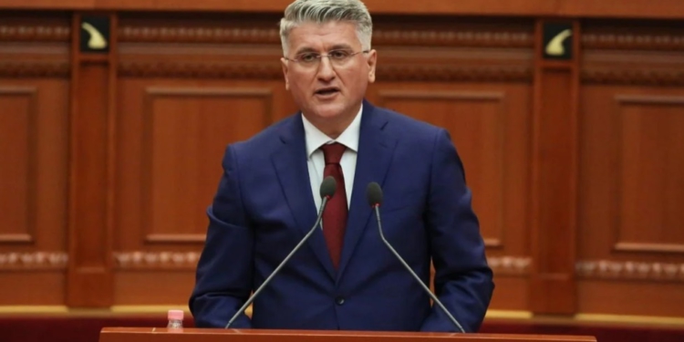 Atentati në Rinas, Gjekmarkaj: Krimi në Shqipërinë “socialiste” ecën në mes të ditës! Bandat kanë marrë kontrollin e territorit