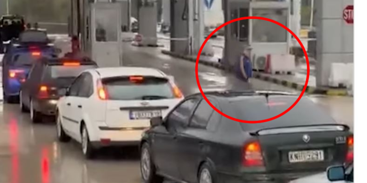 VIDEO / U refuzua në Kakavijë nga Greqia, momenti kur Artan Hoxha mëson vendimin për ‘non-gratën’