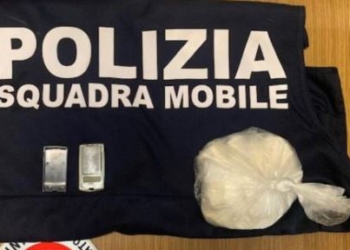 Shqiptari kapet me kokainë të fshehur në të brendshme, zhduket pasi Prokuroria e la të lirë