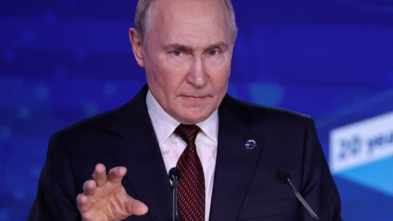 “Kërcënim apokaliptik”/ Rusia shokon sërish, po prodhon nëndetësen e rrezikshme bërthamore: Tërmeti radioaktiv…