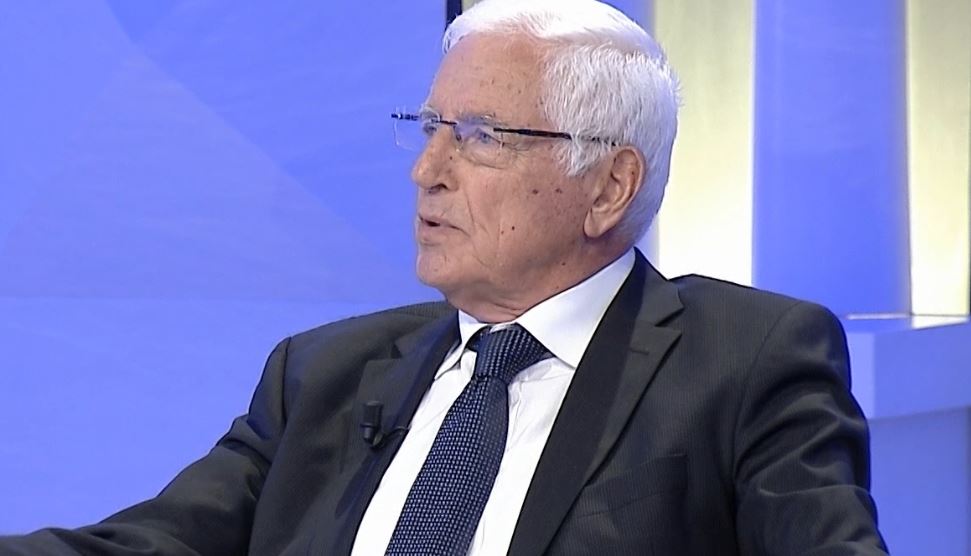 Neritan Ceka: Klasa politike shqiptare vjen nga katundet, nuk ka programe dhe ideale
