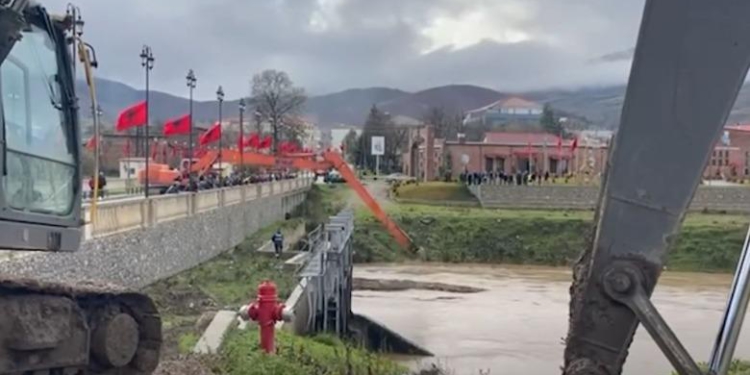 Reshjet e shiut/ Ministria e Bujqësisë: Situata në zonat e prekura, e përmirësuar! Ekipet teknike në terren