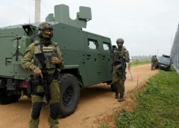 A po i rikthehet Polonia një militarizmi sovjetik?