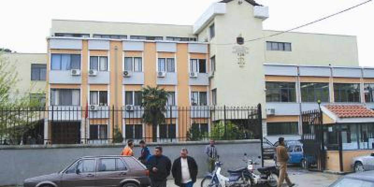 Apartamente, prona e dyqane, sekuestrohen pasuri me vlerë 2 milionë euro të akuzuarit për pastrim parash
