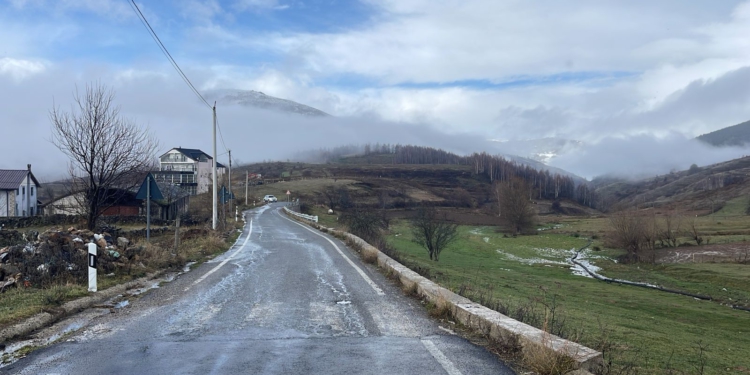 Reshjet e shiut në vend/ Normalizohet situata në qarkun e Lezhës, grupet e punës vlerësojnë dëmet