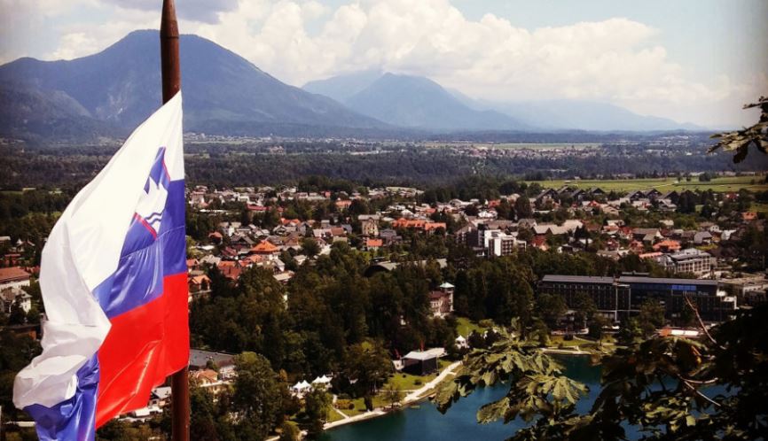 Eutanazia, Sllovenia refuzon ligjin me referendum, mbi 53% e votuesve thonë jo