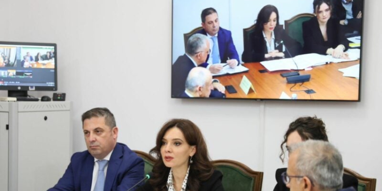 “Ne nuk do sulmojmë prokurorë apo gjykatës”, Spiropali përgjigjet për hetimet e SPAK: Nuk ka të paprekshëm në Shqipëri