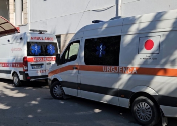 Ndërron jetë 48-vjeçarja në Korçë, djali akuzon mjekët: Nuk treguan kujdesin e duhur, e nxorën nga spitali