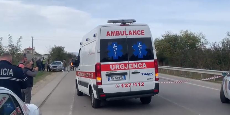 Aksident tragjik në Tiranë, makina del nga rruga dhe bie në humnerë! Dyshohet për dy viktima
