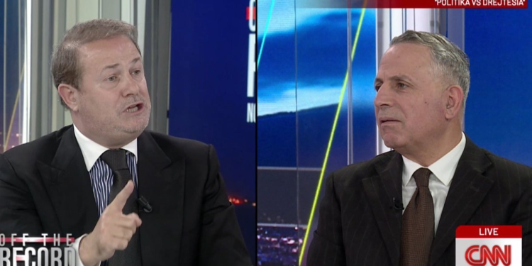 “Kishte më shumë njerëz Salianji se ju”, Qafoku debat me Gjin Gjonin: Lëvizja e tij jashtë strukturave të PD