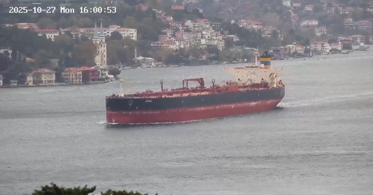 “Operacion special i paprecedentë”, Ukraina sulmon “flotën hije” ruse në Mesdhe