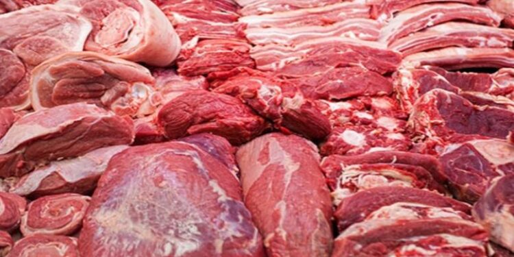 Evidentohen mbi 4 mijë ton mish të padeklaruar dhe miliona euro të fshehura! Subjekti tregtar referohet në Prokurorinë e Tiranës