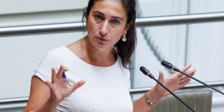 Shqiptari i vodhi banesën, ministrja belge e fal: S’ia vlen ta kthejmë për një vit burg…