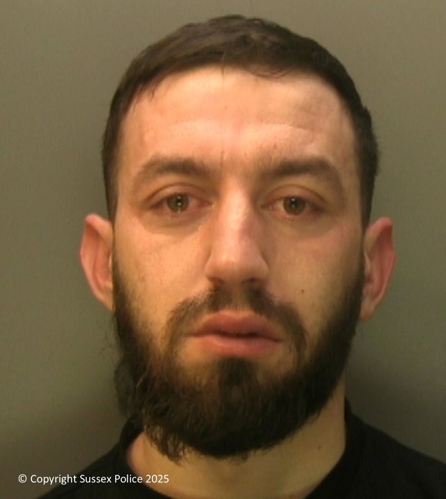 “Malet me Blerim mbuluar…buum!”, rrjeti shpërthen pasi policia britanike kërkon ndihmë për të gjetur Blerimin e shpallur në kërkim