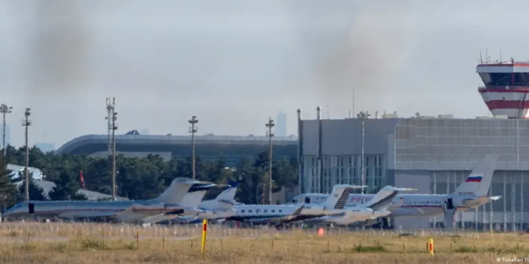 Avioni u zhduk nga radarët dhe u rrëzua, humbin jetën shefi i ushtrisë dhe katër të tjerë