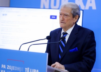 “Do japin llogari!”/ Berisha sulmon demokratët që iu bashkuan “pushtetit”: Janë skllevër dhe injorantë