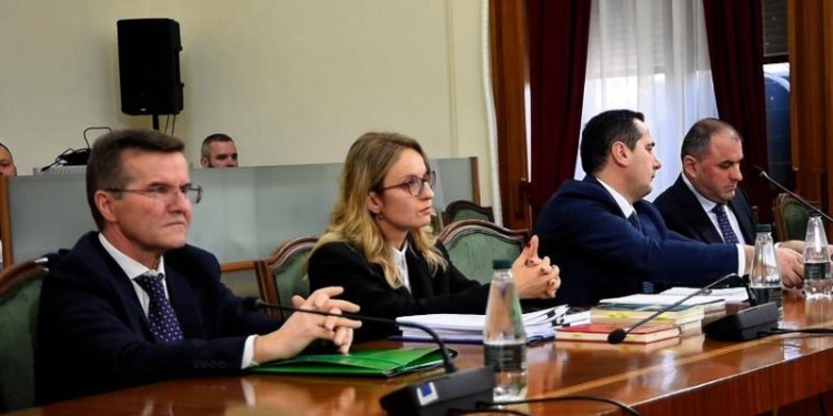 PS–PD dakord për shtyrjen e mbledhjes për Ballukun, SPAK: “USB-në sekrete” mund ta marrin anëtarët e ‘Mandateve’