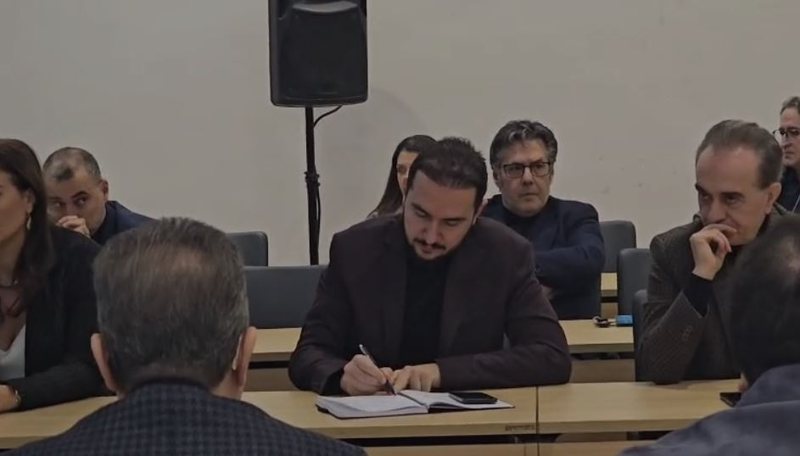 Zbardhen debatet në Kryesinë e PD/ Salianji-Berishës: Cili nen i statutit na ndalon të takojmë demokratët?