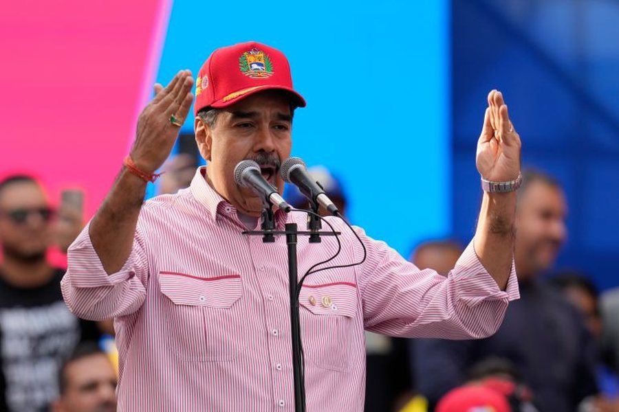 Maduro konfirmon bisedën me Trump: Pata një telefonatë të respektueshme dhe të përzemërt