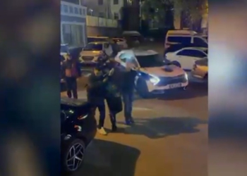 Shpërndanin drogë në Komunën e Parisit, në pranga 2 persona, i gjenden 250 gramë kokainë