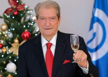 Mesazhi i Berishës për 2026-ën: Shqiptarët do t’i bëjnë funeralin organizatës kriminale ‘Rilindja’