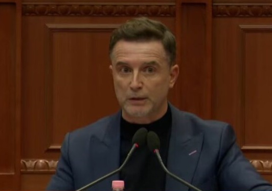 E krahason protestën e opozitës me revoltën e 14 shtatorit 1998/ Braçe: A do të bëhet ndonjëherë normal ky vend?