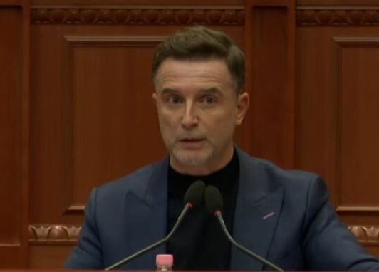 E krahason protestën e opozitës me revoltën e 14 shtatorit 1998/ Braçe: A do të bëhet ndonjëherë normal ky vend?