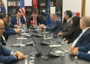 U zgjodh drejtuesi i SPAK, Dumani “i dorëzon çelësat”, Klodjan Braho merr detyrën në krye të Prokurorisë së Posaçme