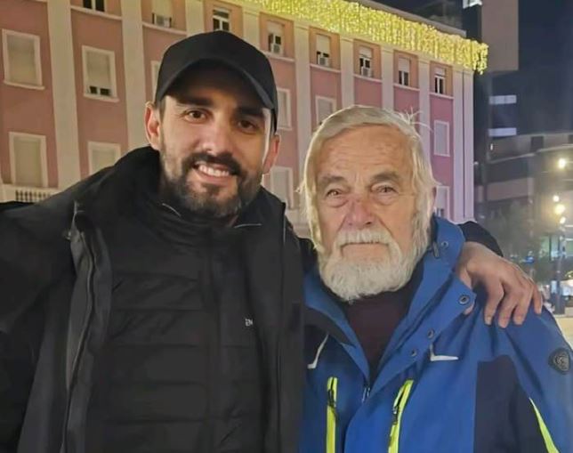 “Eh mor Llapa…”, aktori i njohur akuza të forta Lapajt: Ma keqpërdori foton për mitingun e Berishës