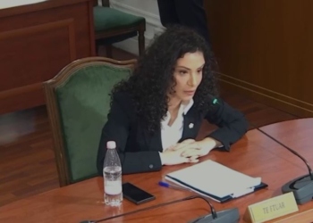 VIDEOLAJM/ “Nuk e jap dorëheqjen”, kandidatja e Berishës për AP nuk plotëson as kriterin bazë…