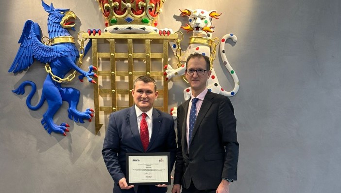 “Drejtuesi i SPAK tregoi guxim dhe integritet në luftën kundër krimit të organizuar!”- NCA në Britaninë e Madhe vlerëson Dumanin