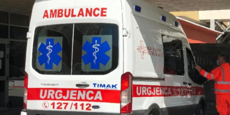 Plagosja me armë zjarri në Berat, Fabjel Toska niset me urgjencë drejt Traumës në gjendje të rëndë